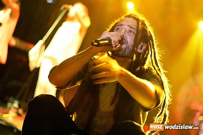 Zdjęcie w galerii na portalu naszwodzislaw.com: Festiwal Reggae 2016. Grubson porwał publiczność wiadomości z regionu