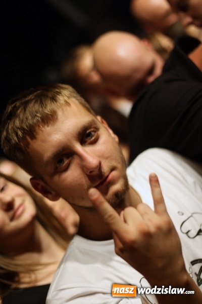 Zdjęcie w galerii na portalu naszwodzislaw.com: Festiwal Reggae 2016. Grubson porwał publiczność wiadomości z regionu