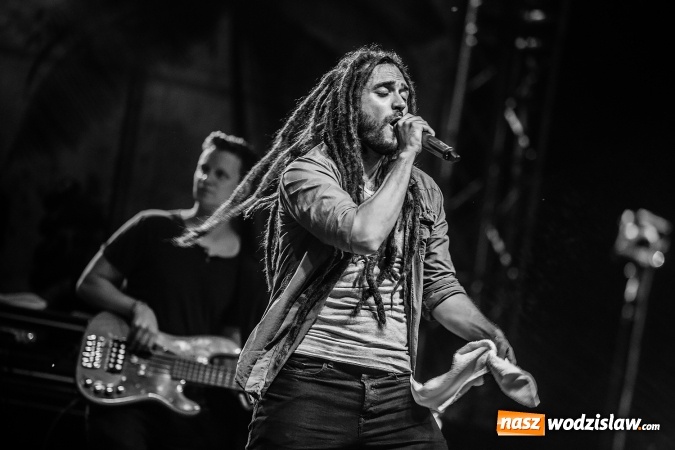 Zdjęcie w galerii na portalu naszwodzislaw.com: Festiwal Reggae 2016. Grubson porwał publiczność wiadomości z regionu