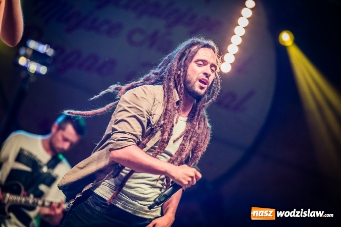 Zdjęcie w galerii na portalu naszwodzislaw.com: Festiwal Reggae 2016. Grubson porwał publiczność wiadomości z regionu