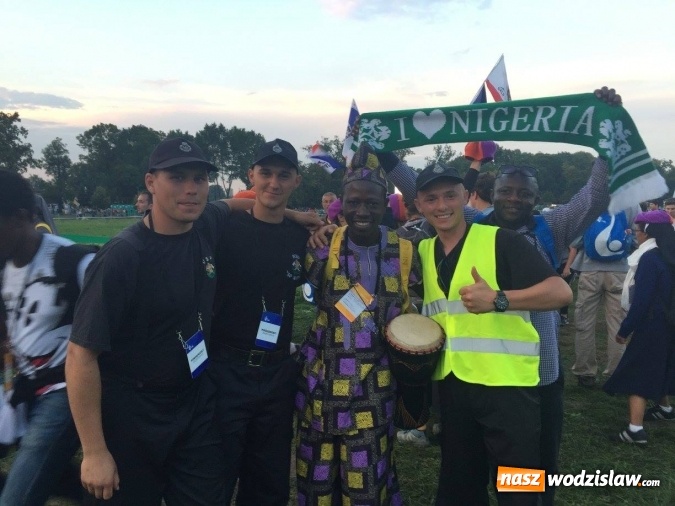 Zdjęcie w galerii na portalu naszwodzislaw.com: Strażacy z Lubomi zabezpieczali Światowe Dni Młodzieży  wiadomości z regionu