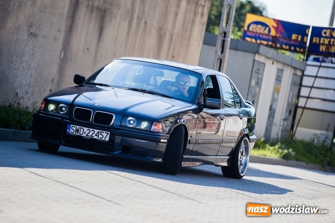 Zdjęcie w galerii na portalu naszwodzislaw.com: Zlot miłośnik&oacute;w samochod&oacute;w marki BMW w Raciborzu wiadomości z regionu