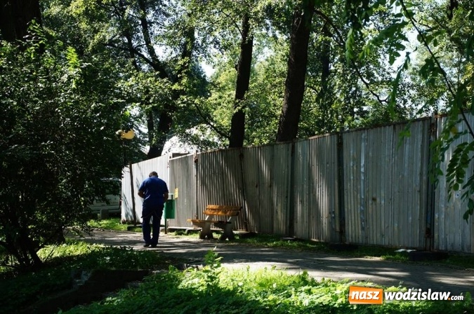 Zdjęcie w galerii na portalu naszwodzislaw.com: Już niedługo wodzisławski Park Miejski wypięknieje. Ruszyły prace  wiadomości z regionu