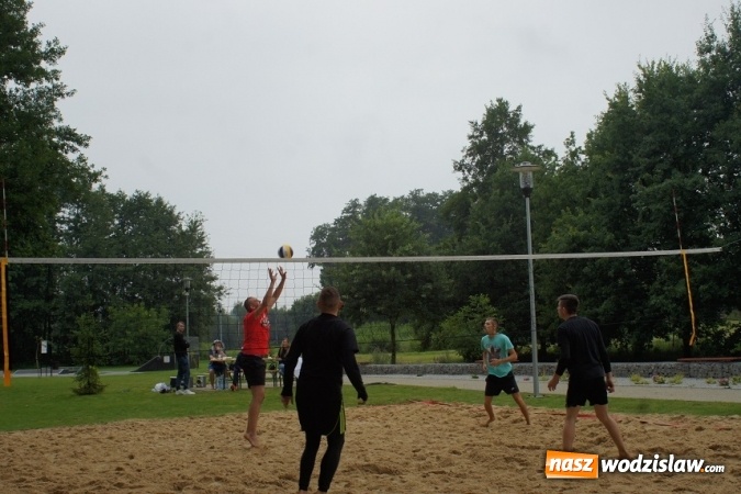 Zdjęcie w galerii na portalu naszwodzislaw.com: I Amatorski Turniej Siatkówki Plażowej w Mszanie za nami  wiadomości z regionu