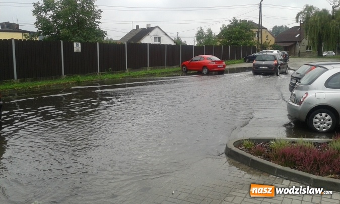 Zdjęcie w galerii na portalu naszwodzislaw.com: Nawałnica przeszła nad naszym regionem! Strażacy mają pełne ręce roboty. Występują utrudnienia w ruchu. FOTO i WIDEO wiadomości z regionu