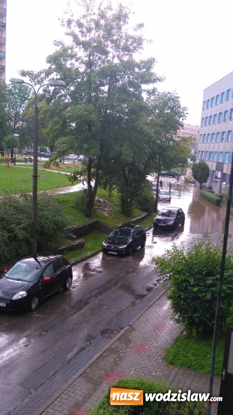 Zdjęcie w galerii na portalu naszwodzislaw.com: Nawałnica przeszła nad naszym regionem! Strażacy mają pełne ręce roboty. Występują utrudnienia w ruchu. FOTO i WIDEO wiadomości z regionu