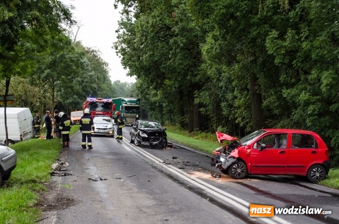 Zdjęcie w galerii na portalu naszwodzislaw.com: Kraksa na drodze Racibórz - Rybnik. W wypadku uczestniczył mieszkaniec powiatu wodzisławskiego wiadomości z regionu