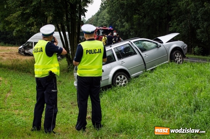 Zdjęcie w galerii na portalu naszwodzislaw.com: Kraksa na drodze Racibórz - Rybnik. W wypadku uczestniczył mieszkaniec powiatu wodzisławskiego wiadomości z regionu