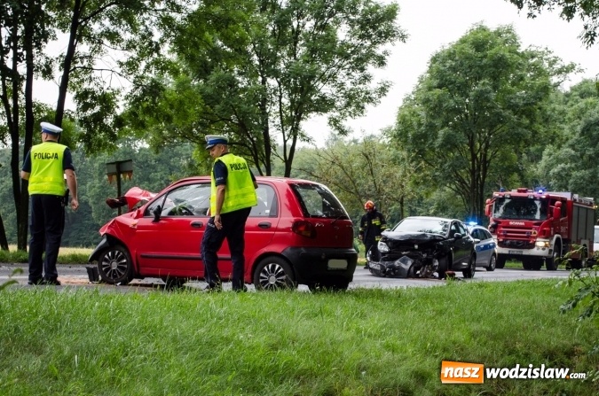 Zdjęcie w galerii na portalu naszwodzislaw.com: Kraksa na drodze Racibórz - Rybnik. W wypadku uczestniczył mieszkaniec powiatu wodzisławskiego wiadomości z regionu