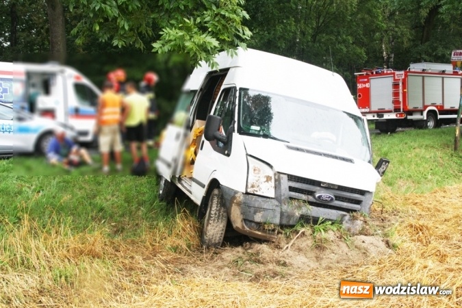 Zdjęcie w galerii na portalu naszwodzislaw.com: Kraksa na drodze Racibórz - Rybnik. W wypadku uczestniczył mieszkaniec powiatu wodzisławskiego wiadomości z regionu