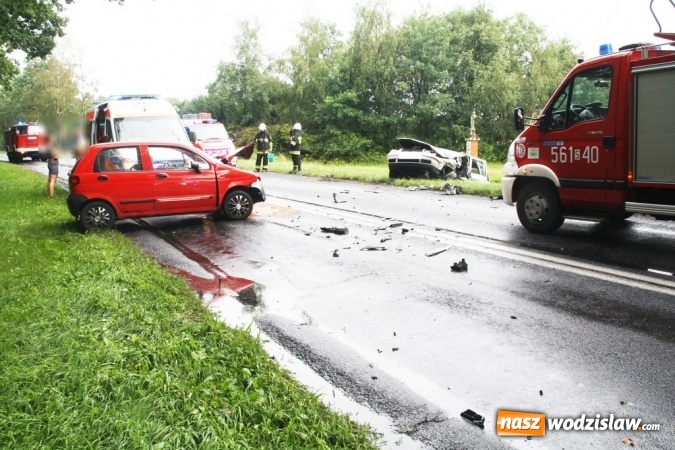 Zdjęcie w galerii na portalu naszwodzislaw.com: Kraksa na drodze Racibórz - Rybnik. W wypadku uczestniczył mieszkaniec powiatu wodzisławskiego wiadomości z regionu