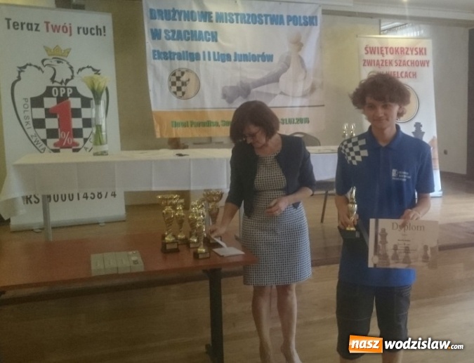 Zdjęcie w galerii na portalu naszwodzislaw.com: Czwarte miejsce drużyny UKS Ognisko Rydułtowy w rozgrywkach I Ligi Juniorów w Szachach  wiadomości z regionu