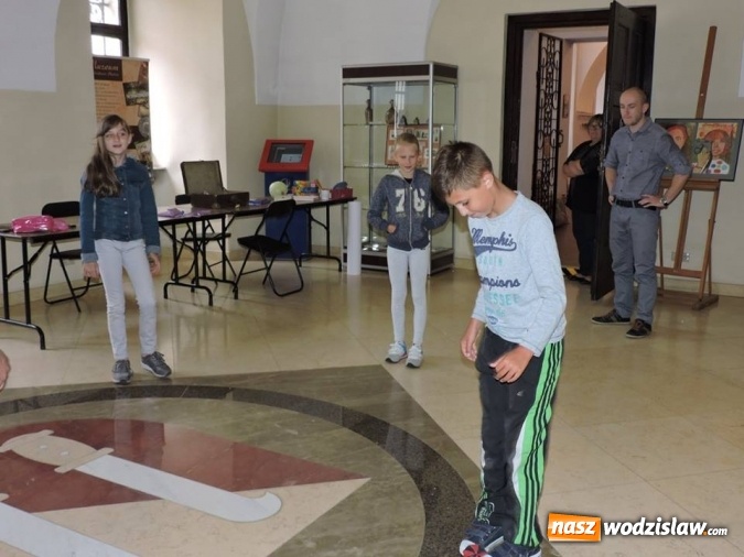 Zdjęcie w galerii na portalu naszwodzislaw.com: Zabawy dawne i niedawne. Kolejne zajęcia w wodzisławskim Muzeum za nami  wiadomości z regionu