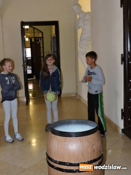 Zdjęcie w galerii na portalu naszwodzislaw.com: Zabawy dawne i niedawne. Kolejne zajęcia w wodzisławskim Muzeum za nami  wiadomości z regionu