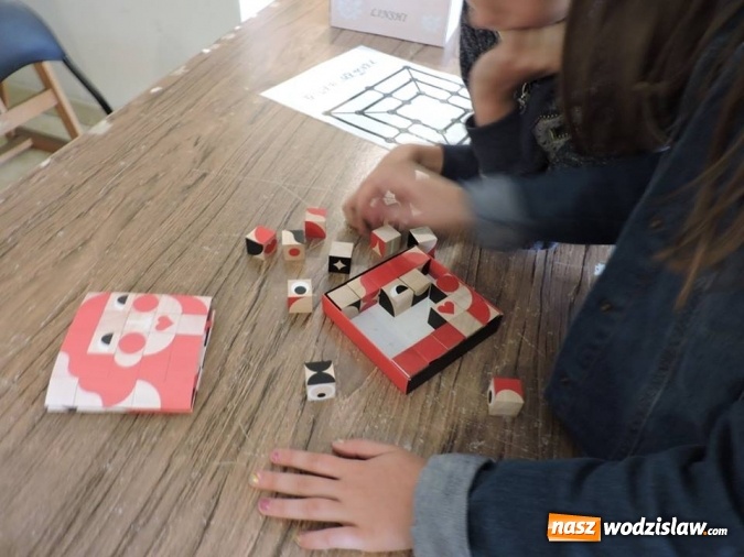 Zdjęcie w galerii na portalu naszwodzislaw.com: Zabawy dawne i niedawne. Kolejne zajęcia w wodzisławskim Muzeum za nami  wiadomości z regionu