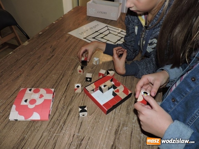 Zdjęcie w galerii na portalu naszwodzislaw.com: Zabawy dawne i niedawne. Kolejne zajęcia w wodzisławskim Muzeum za nami  wiadomości z regionu