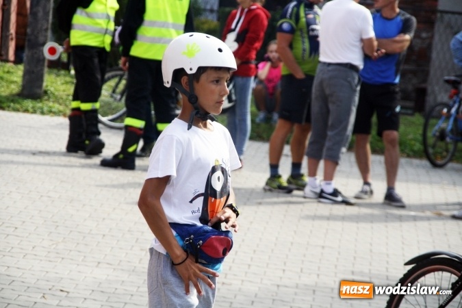 Zdjęcie w galerii na portalu naszwodzislaw.com: Ponad 130 cyklist&oacute;w wystartowało w rajdzie rowerowym urokliwymi zakątkami powiatu wodzisławskiego wiadomości z regionu
