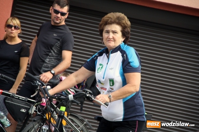Zdjęcie w galerii na portalu naszwodzislaw.com: Ponad 130 cyklist&oacute;w wystartowało w rajdzie rowerowym urokliwymi zakątkami powiatu wodzisławskiego wiadomości z regionu