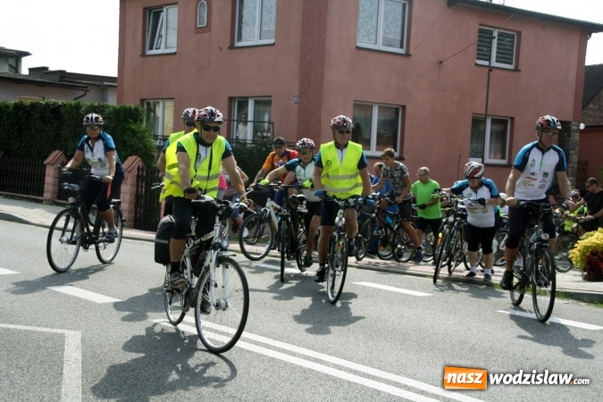 Zdjęcie w galerii na portalu naszwodzislaw.com: Ponad 130 cyklist&oacute;w wystartowało w rajdzie rowerowym urokliwymi zakątkami powiatu wodzisławskiego wiadomości z regionu