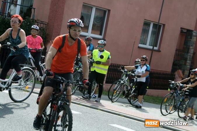 Zdjęcie w galerii na portalu naszwodzislaw.com: Ponad 130 cyklist&oacute;w wystartowało w rajdzie rowerowym urokliwymi zakątkami powiatu wodzisławskiego wiadomości z regionu