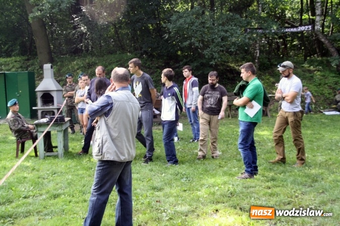 Zdjęcie w galerii na portalu naszwodzislaw.com: Oddali 10 strzał&oacute;w ku chwale Ojczyzny wiadomości z regionu