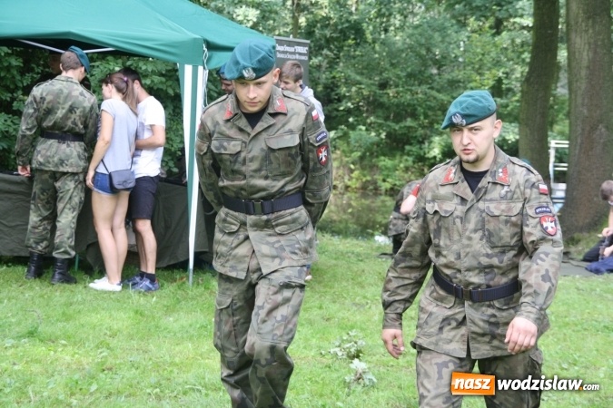 Zdjęcie w galerii na portalu naszwodzislaw.com: Oddali 10 strzał&oacute;w ku chwale Ojczyzny wiadomości z regionu