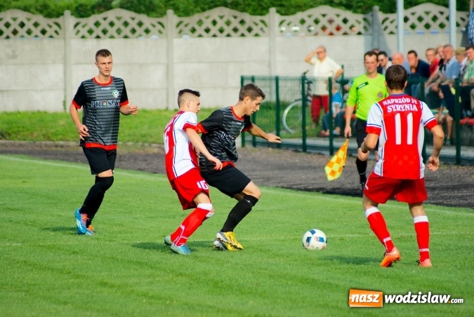 Zdjęcie w galerii na portalu naszwodzislaw.com: Udana inauguracja Syryni. Samobój kapitana pogrzebał szanse Tworkowa wiadomości z regionu