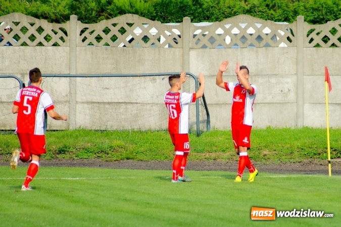 Zdjęcie w galerii na portalu naszwodzislaw.com: Udana inauguracja Syryni. Samobój kapitana pogrzebał szanse Tworkowa wiadomości z regionu