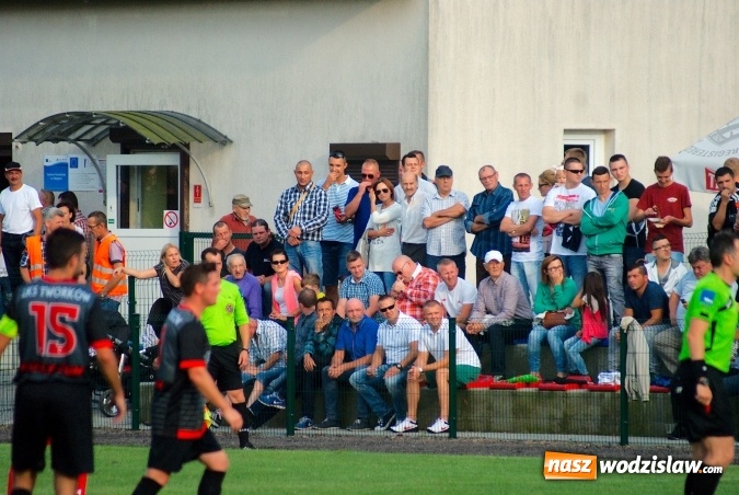 Zdjęcie w galerii na portalu naszwodzislaw.com: Udana inauguracja Syryni. Samobój kapitana pogrzebał szanse Tworkowa wiadomości z regionu