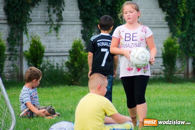 Zdjęcie w galerii na portalu naszwodzislaw.com: Udana inauguracja Syryni. Samobój kapitana pogrzebał szanse Tworkowa wiadomości z regionu