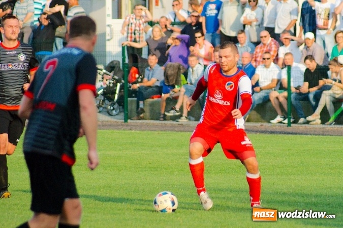 Zdjęcie w galerii na portalu naszwodzislaw.com: Udana inauguracja Syryni. Samobój kapitana pogrzebał szanse Tworkowa wiadomości z regionu