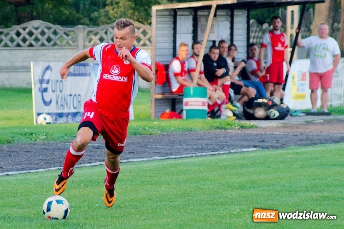 Zdjęcie w galerii na portalu naszwodzislaw.com: Udana inauguracja Syryni. Samobój kapitana pogrzebał szanse Tworkowa wiadomości z regionu