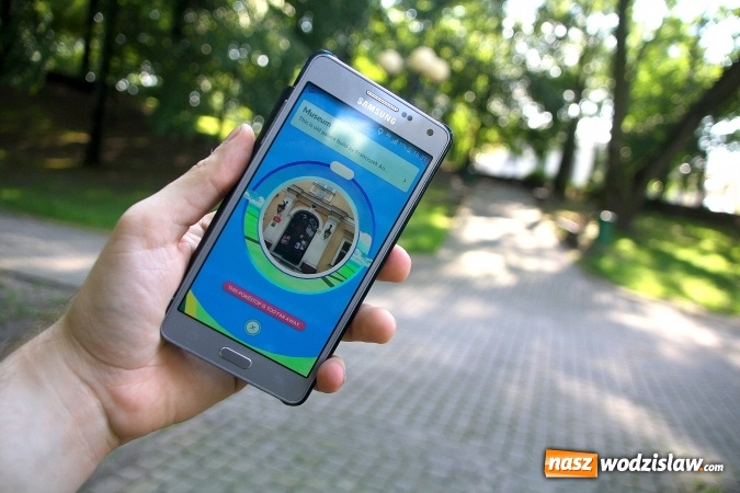 Zdjęcie w galerii na portalu naszwodzislaw.com: Pokemony opanowały cały świat, dotarły również do Wodzisławia Śląskiego  wiadomości z regionu