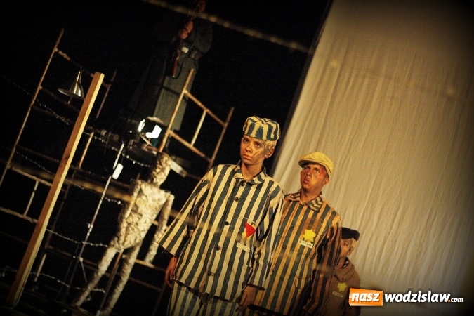 Zdjęcie w galerii na portalu naszwodzislaw.com: 92 dni o obozie koncentracyjnym w Rydułtowach. Przy RCK 