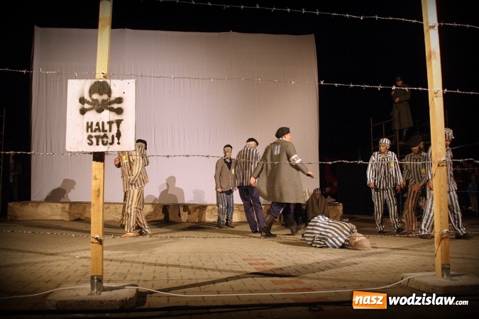 Zdjęcie w galerii na portalu naszwodzislaw.com: 92 dni o obozie koncentracyjnym w Rydułtowach. Przy RCK 