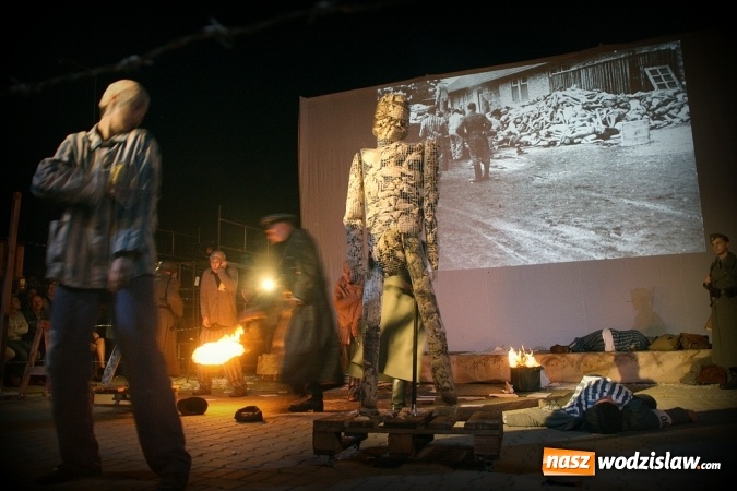 Zdjęcie w galerii na portalu naszwodzislaw.com: 92 dni o obozie koncentracyjnym w Rydułtowach. Przy RCK 