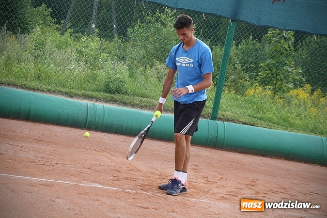 Zdjęcie w galerii na portalu naszwodzislaw.com: Turniej tenisa ziemnego na kortach La Mirage. Walczą o Puchar Starosty Wodzisławskiego  wiadomości z regionu