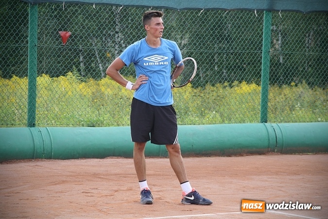 Zdjęcie w galerii na portalu naszwodzislaw.com: Turniej tenisa ziemnego na kortach La Mirage. Walczą o Puchar Starosty Wodzisławskiego  wiadomości z regionu