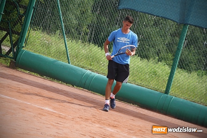 Zdjęcie w galerii na portalu naszwodzislaw.com: Turniej tenisa ziemnego na kortach La Mirage. Walczą o Puchar Starosty Wodzisławskiego  wiadomości z regionu