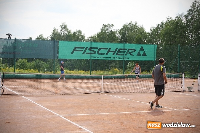 Zdjęcie w galerii na portalu naszwodzislaw.com: Turniej tenisa ziemnego na kortach La Mirage. Walczą o Puchar Starosty Wodzisławskiego  wiadomości z regionu