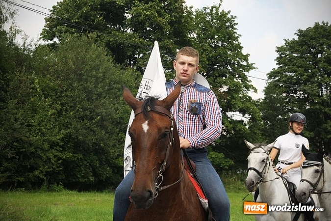 Zdjęcie w galerii na portalu naszwodzislaw.com: Maraton dożynkowy rozpoczęty. W Godowie dziękują za plony wiadomości z regionu