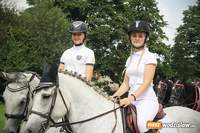 Zdjęcie w galerii na portalu naszwodzislaw.com: Maraton dożynkowy rozpoczęty. W Godowie dziękują za plony wiadomości z regionu