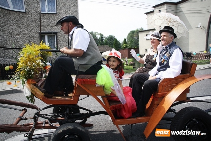Zdjęcie w galerii na portalu naszwodzislaw.com: Maraton dożynkowy rozpoczęty. W Godowie dziękują za plony wiadomości z regionu