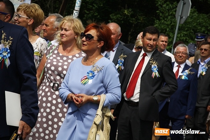 Zdjęcie w galerii na portalu naszwodzislaw.com: Maraton dożynkowy rozpoczęty. W Godowie dziękują za plony wiadomości z regionu