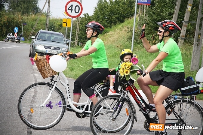 Zdjęcie w galerii na portalu naszwodzislaw.com: Maraton dożynkowy rozpoczęty. W Godowie dziękują za plony wiadomości z regionu