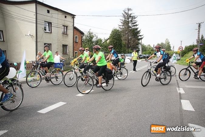Zdjęcie w galerii na portalu naszwodzislaw.com: Maraton dożynkowy rozpoczęty. W Godowie dziękują za plony wiadomości z regionu