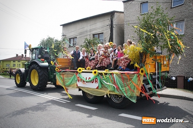 Zdjęcie w galerii na portalu naszwodzislaw.com: Maraton dożynkowy rozpoczęty. W Godowie dziękują za plony wiadomości z regionu