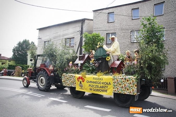 Zdjęcie w galerii na portalu naszwodzislaw.com: Maraton dożynkowy rozpoczęty. W Godowie dziękują za plony wiadomości z regionu