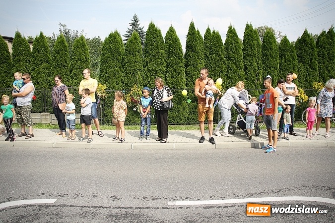 Zdjęcie w galerii na portalu naszwodzislaw.com: Maraton dożynkowy rozpoczęty. W Godowie dziękują za plony wiadomości z regionu