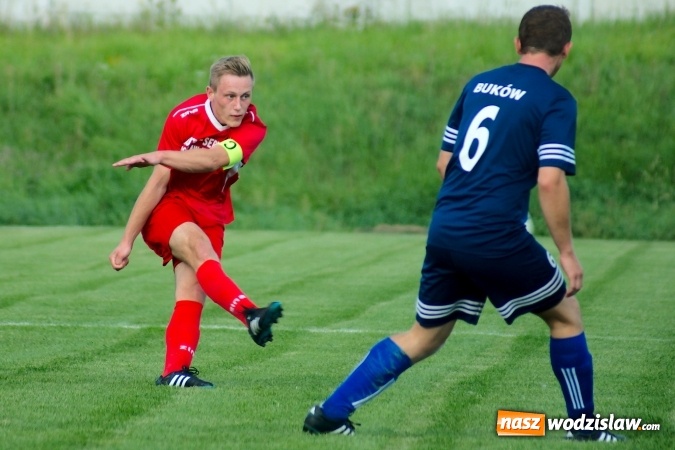 Zdjęcie w galerii na portalu naszwodzislaw.com: A klasa: Buk&oacute;w nie sprostał beniaminkowi z Kobyli wiadomości z regionu